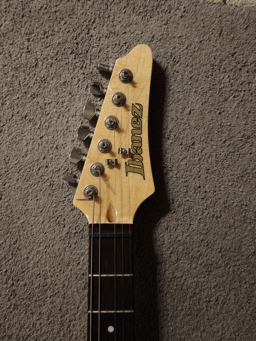 Ibanez azes40-prb