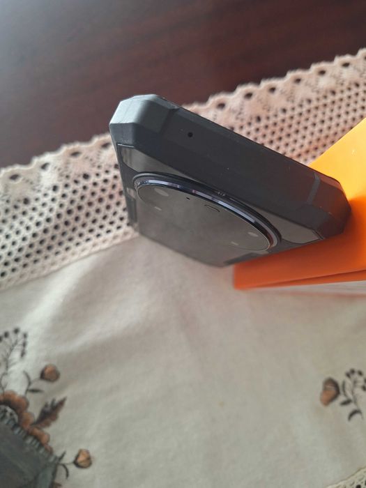 Telemovel FOSSiBOT F109 5G (256GB) – Ecrã Duplo, Bateria 10600mAh, Ultra Resistente (Com Caixa)
