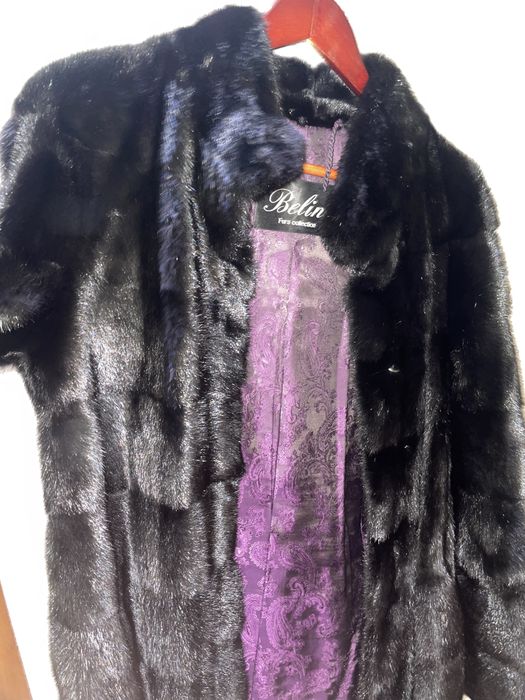 Норкова шубка розмір м в гарному стані продам