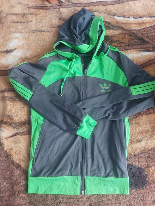 Костюм спортивний жіночий