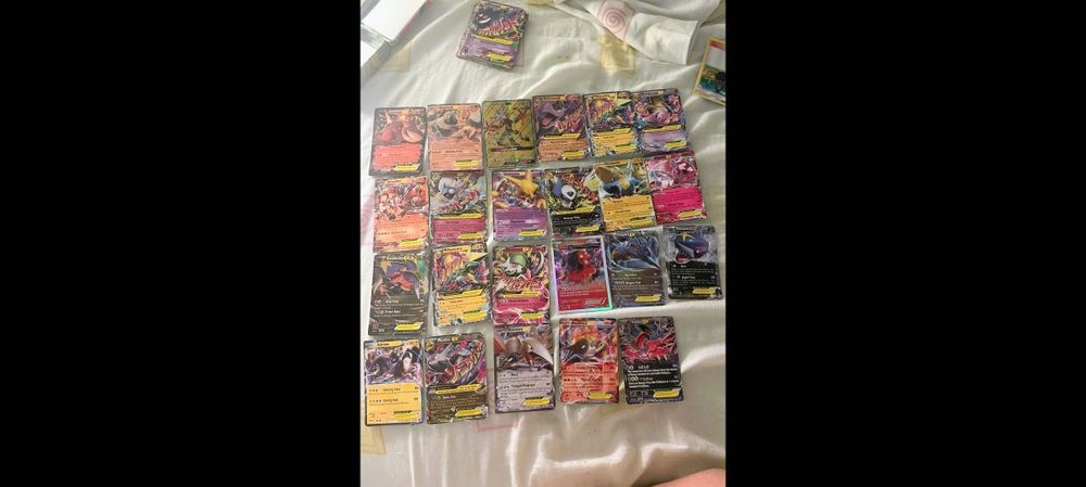 Cartas pokémon desde 50 euros a menos