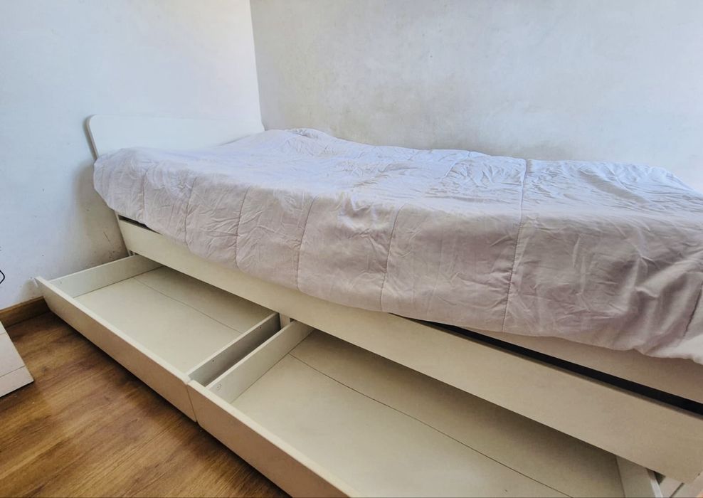 Cama de solteiro Ikea