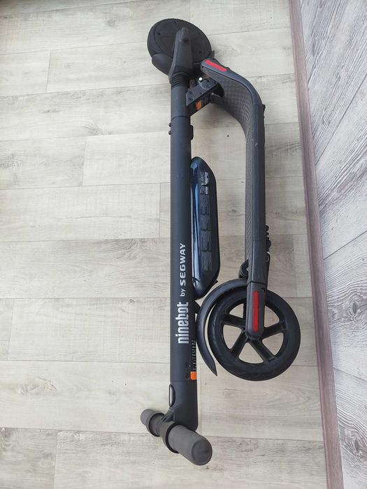Електросамокат Ninebot by Segway KickScooter ES4