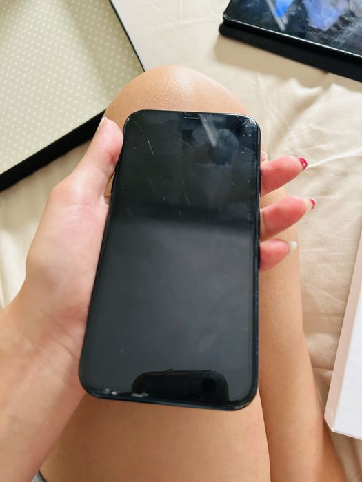 Iphone XR - leia a legenda