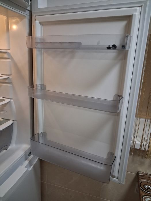 Продам холодильник Atlant