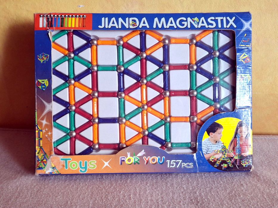 Klocki konstrukcyjne magnetyczne, 157 elementów