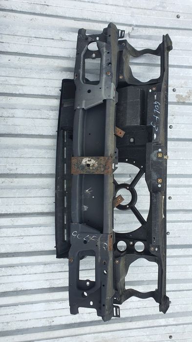 Телевізор, маска радіаторів Volkswagen Golf 3