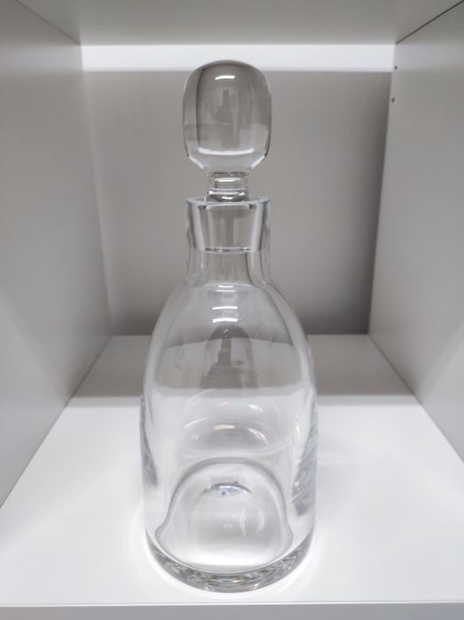 Garrafa licoreira de Cristal Atlantis Modelo Liso excelente qualidade