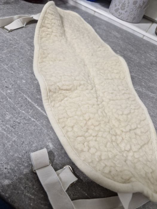 Wełniany pas lędzwiowy ocieplacz