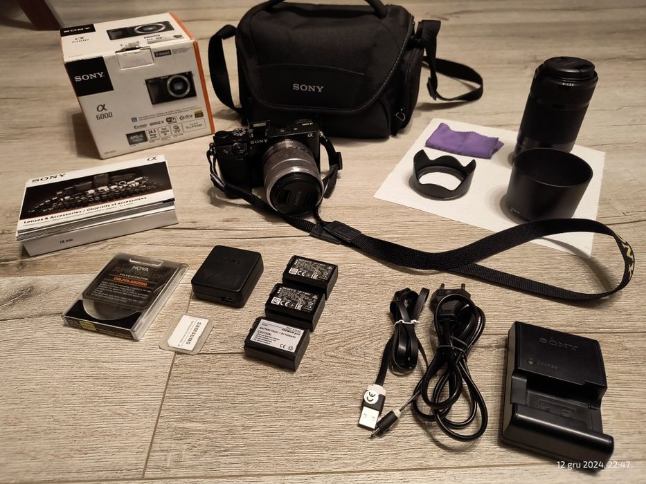 Aparat Sony A6000 / bogate wyposażenie