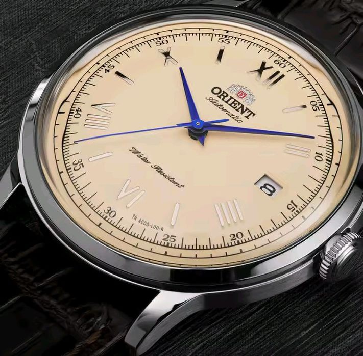 Механічний годинник з автопідзаводом Orient Bambino 2nd Gen FAC00009