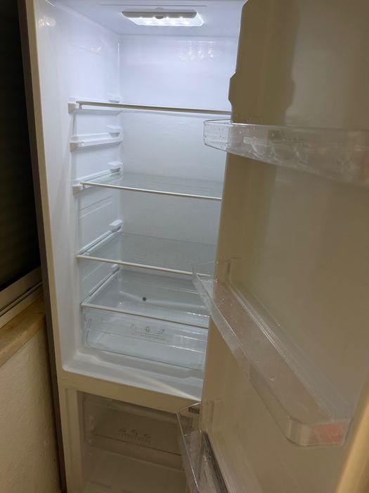 Frigorífico electrónia