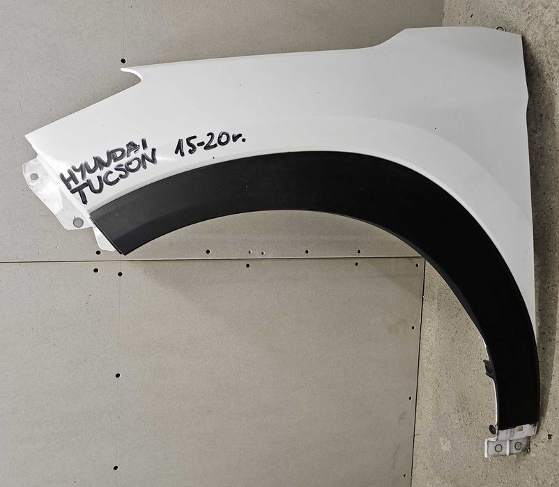 Hyundai Tucson III błotnik przód przedni lewy 15-20r.