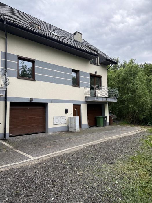 Na sprzedaż przestronne mieszkanie 75 m² plus garaz 30 m² – Wieliczka, ul. Podgórska 30K