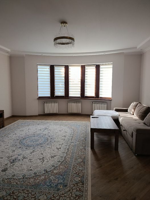 Hus, 270 m², grund 700 m²