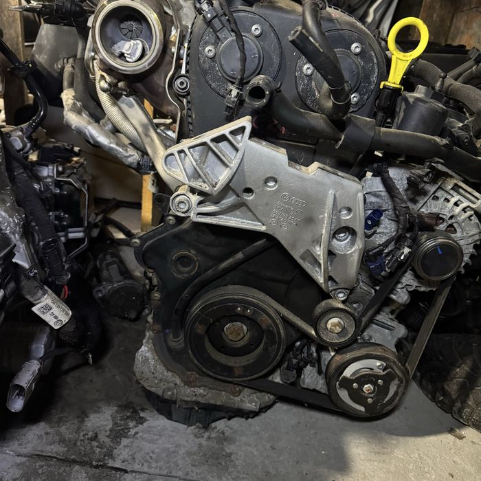 Audi Volkswagen двигун CZP