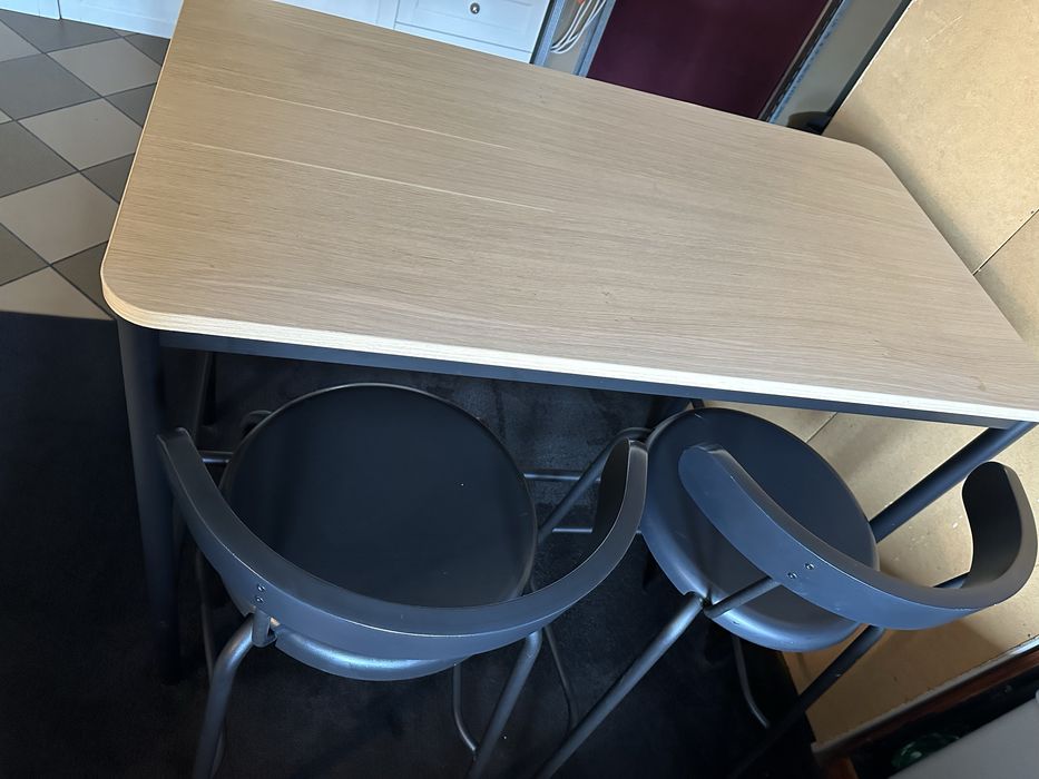 Stolik Stół i hokery krzesła Tommaryd Ikea stół barowy