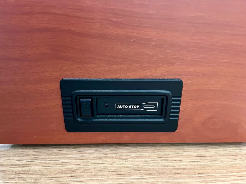 Gira Discos Chesterton