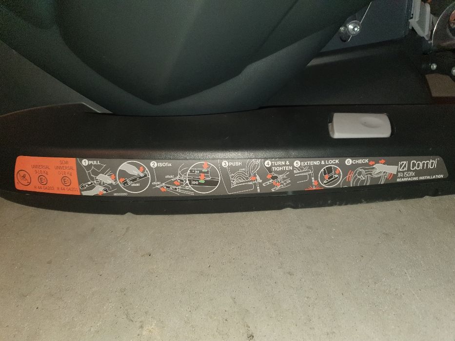 Cadaira auto BeSafe iZi Combi X4 ISOfix