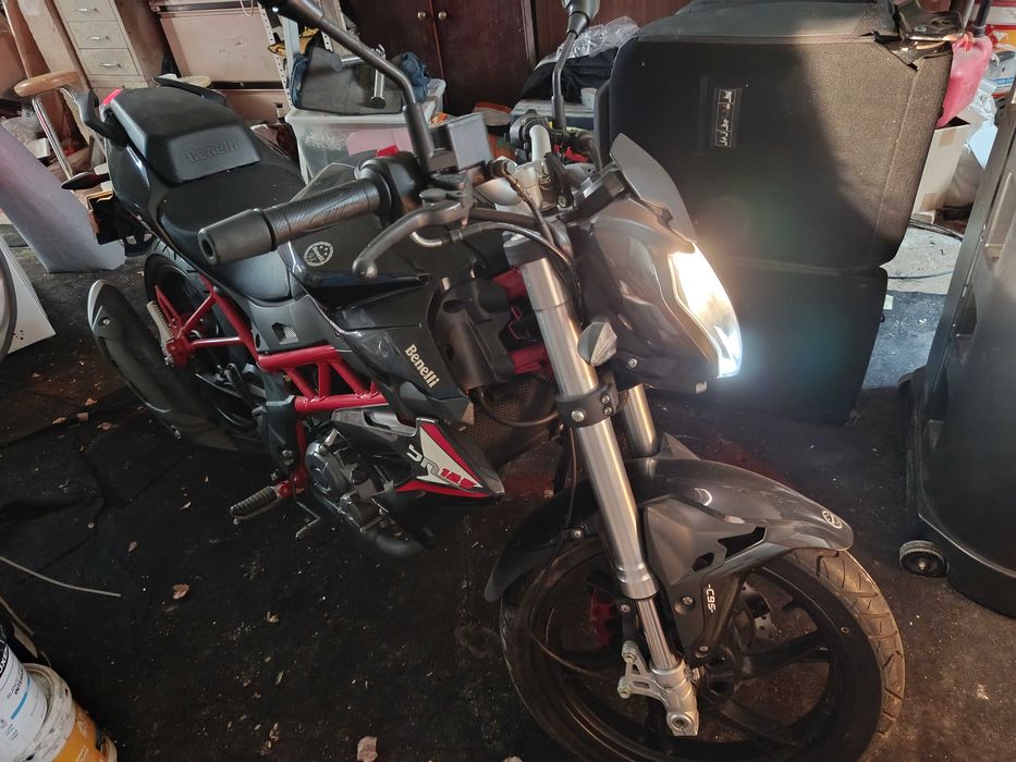 Mota Benelli bn125