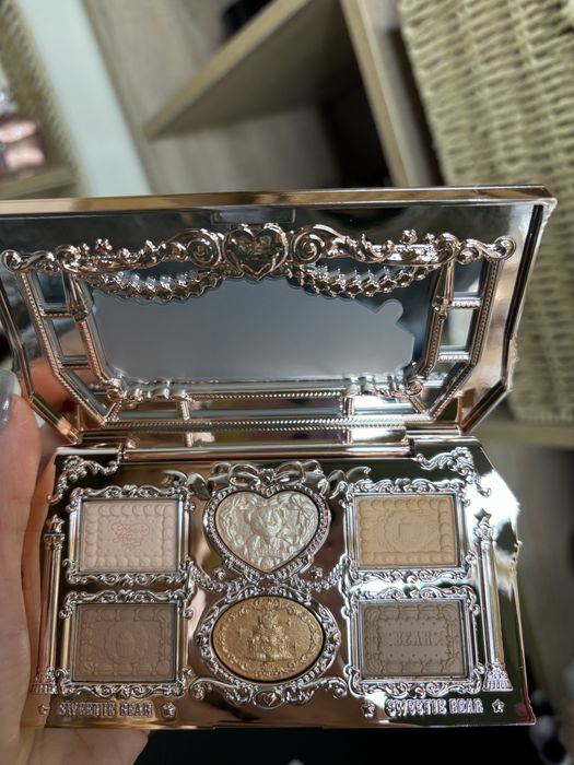 Flower knows sweetiei bear palette