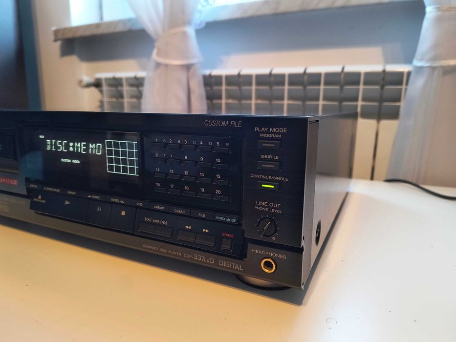 Sony CDP-337 ESD + pilot