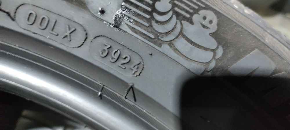 Pneus 195/60/18 Michelin semi novos