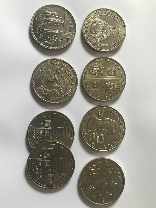 Moedas comemorativas de 200 Escudos