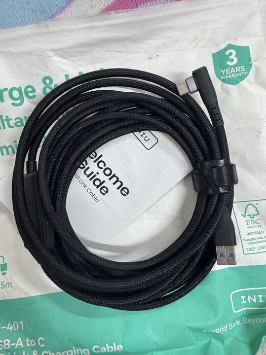 INIU VR Link & Charging Cable (модель DI-401), призначеного для підключення VR-гарнітур (наприклад, Oculus Quest 2/3) до комп'ютера.