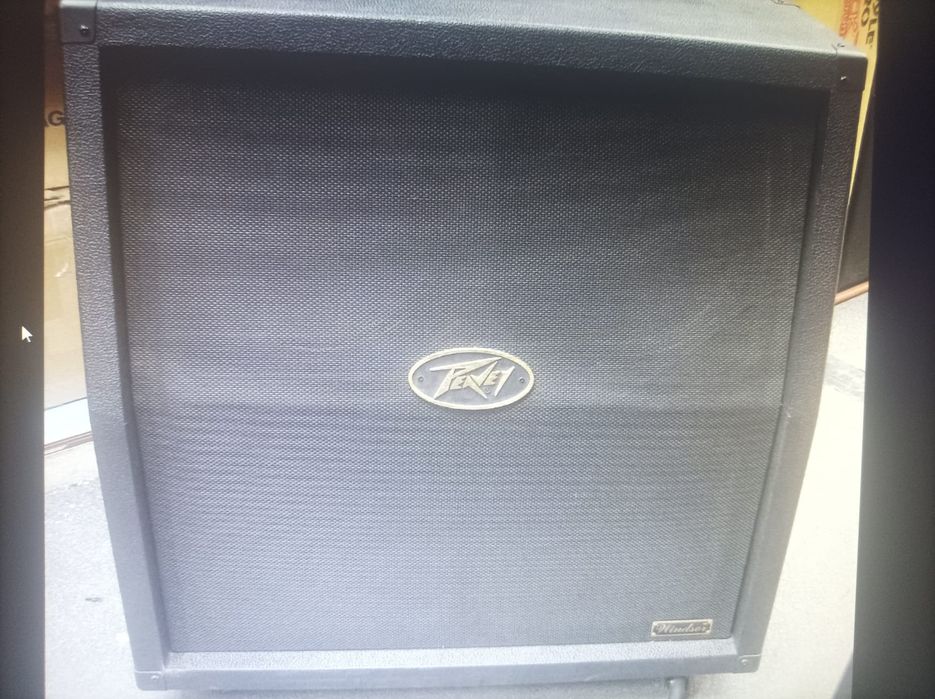 Venda de Coluna Cabinet Peavey Windsor 4x12 para guitarra