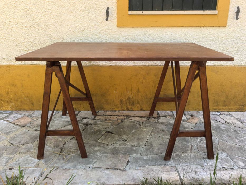 Mesa de Madeira Vintage