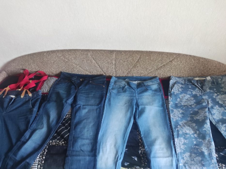 Джинси жіночі великий вибір