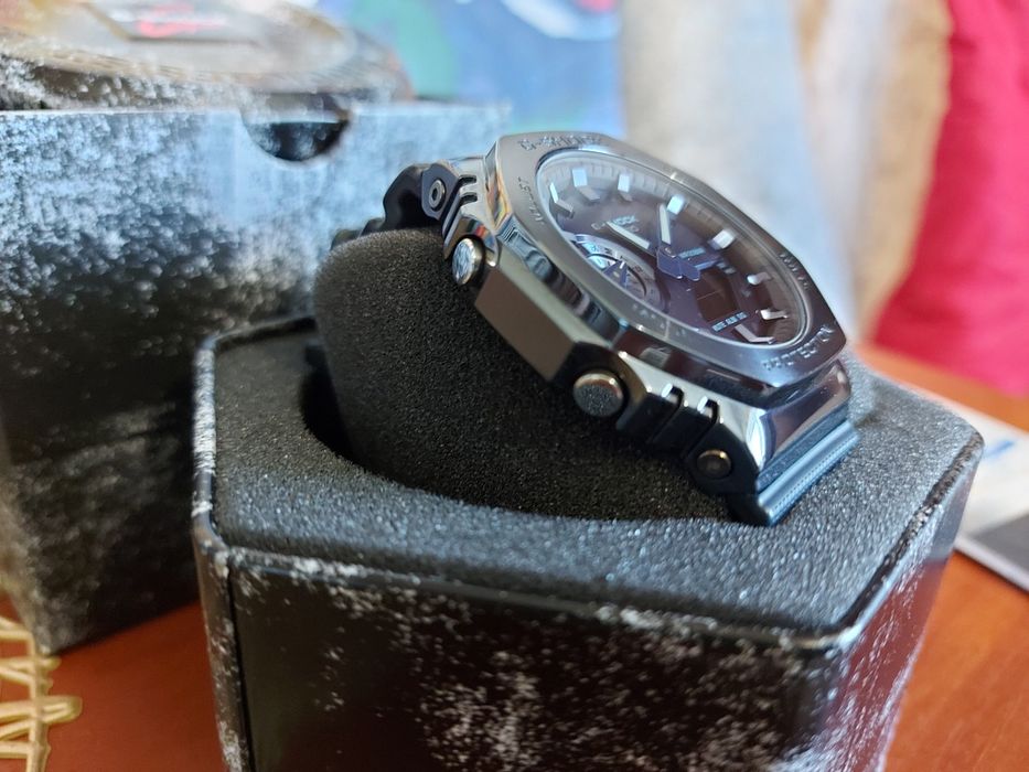 Продам мужские наручные часы Casio G-SHOCK Classic GM-2100N-2AER