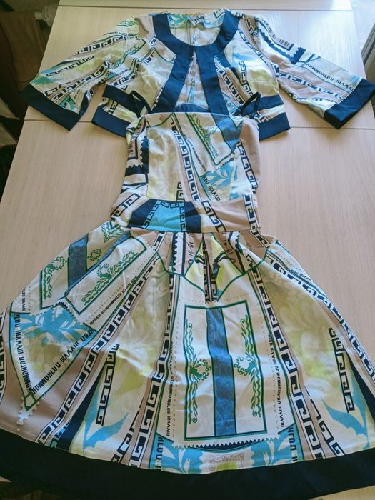 Віддам одяг для дівчинки підлітка р. XS