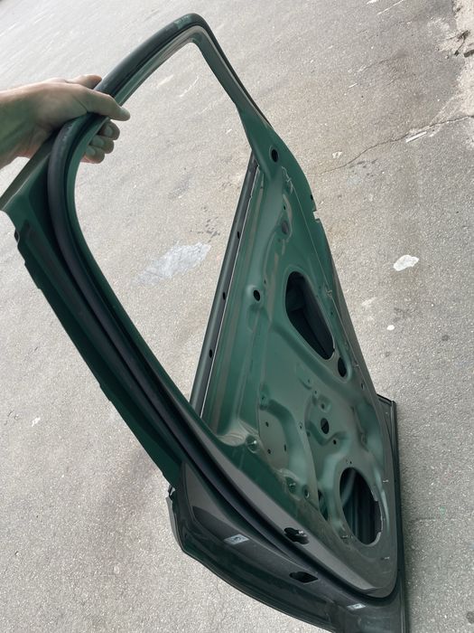 Двері праві ауді audi q5 Q5 2016- 80a спортбек sportbek