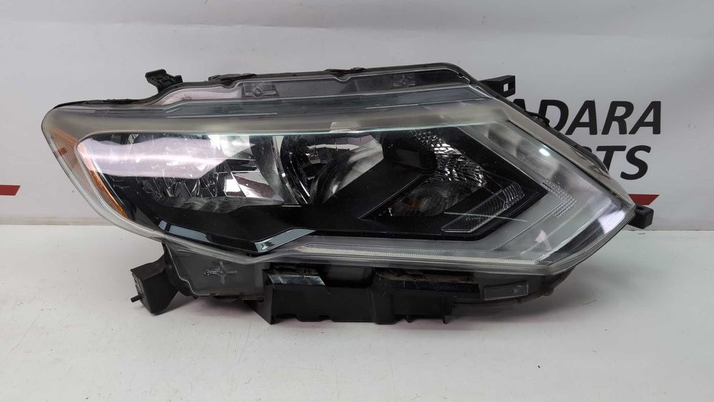 Фара передня права для Nissan Rogue 2017-2020 (T32 Restyle)