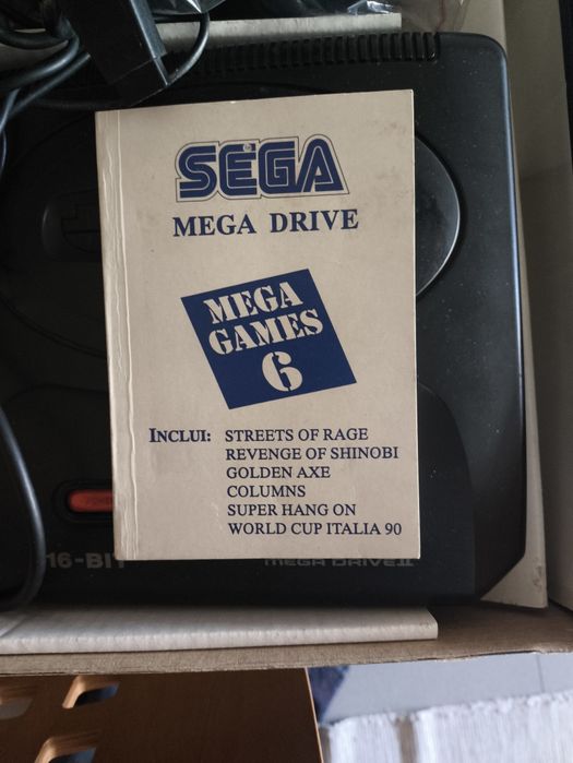 Consola Sega Mega Drive II + Comandos + Jogos