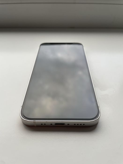 iPhone 12 mini 128 Gb White Neverlock працює з будь яким оператором