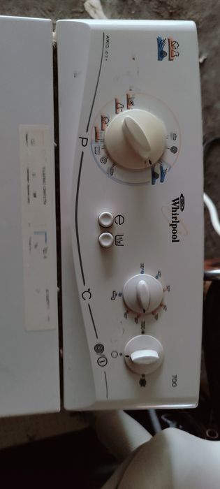 Продам вертикальну стиральну машину Whirlpool AWG 671 під ремонт або з