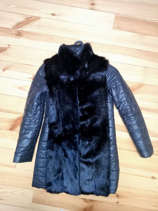 Продам куртку Демі