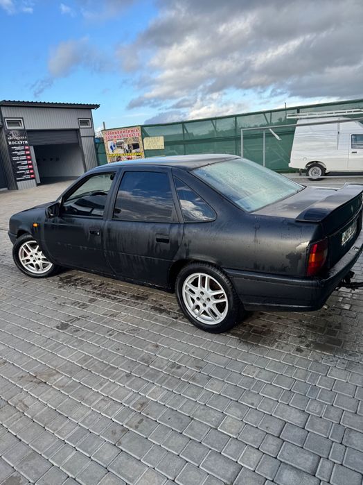 Продам Опель Вектра а