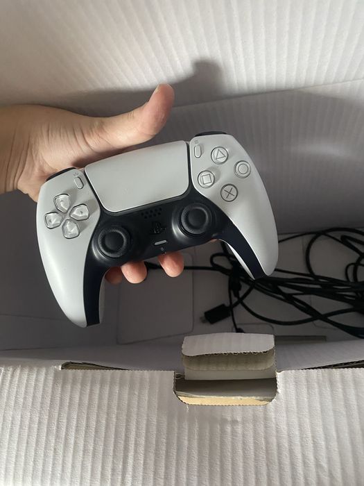 Ps5 SLIM в ідеалі з диском GTA5 (обмін на пк, ігровий ноут)