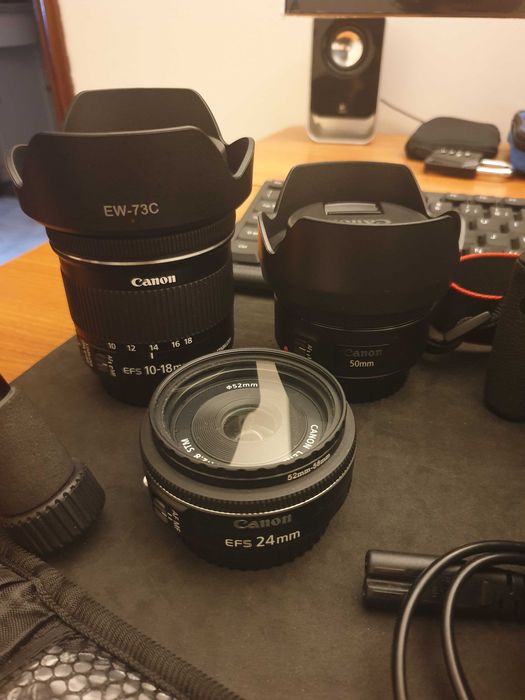 Máquina fotográfica Canon 750d