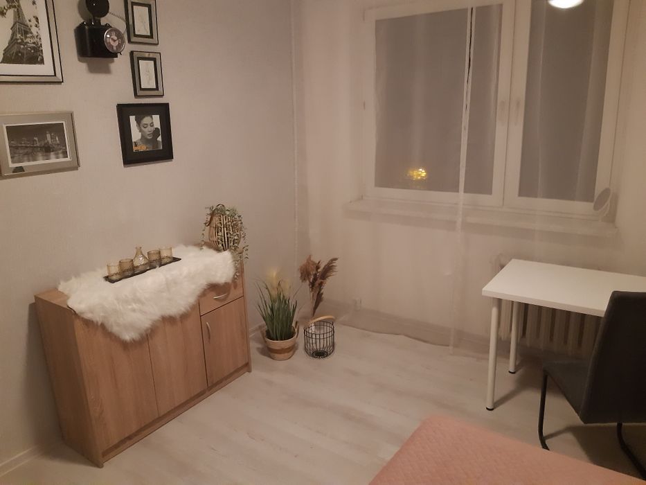 Pokój niezależny, zamykany dla kobiety Katowice, os.Wysockiego