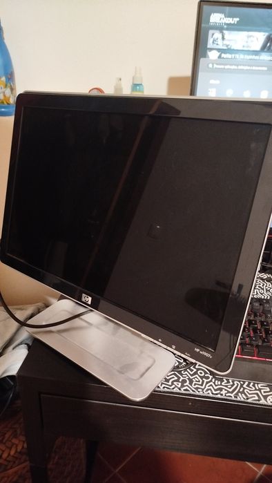 Monitor HP VGA + VGA to HDMI