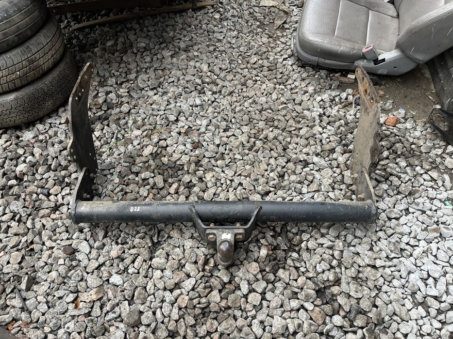 Фаркоп прицепное Nissan Navara D22 kingcab np300 навара 98-06г