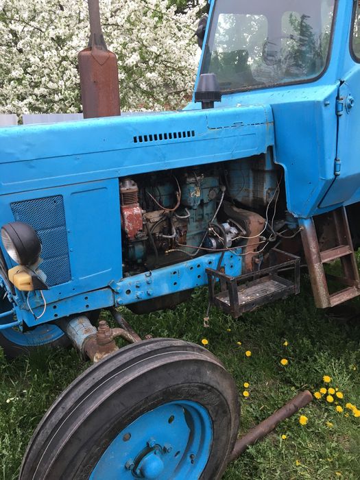Трактор МТЗ 80 на стартері