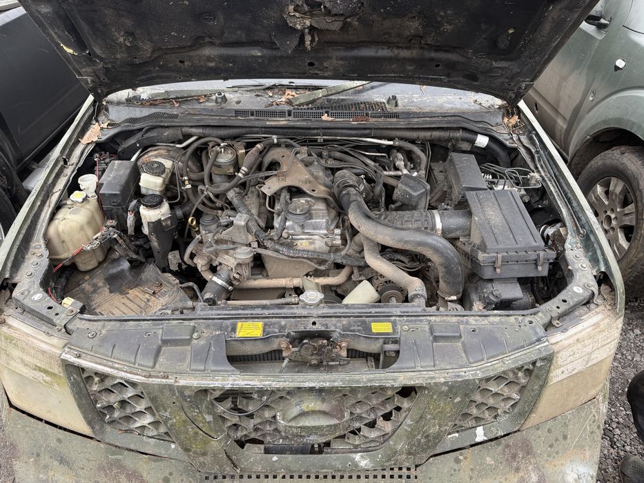 Разборка шрот запчастини Nissan navara D40 pathfinder R51 Навара Д40