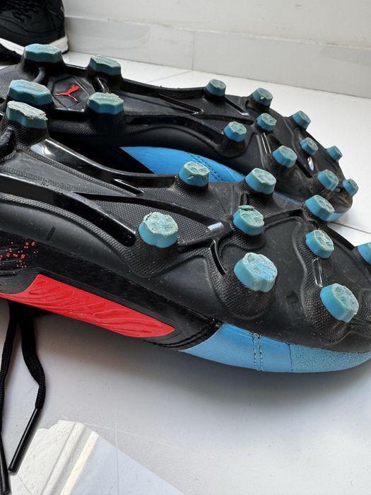 Korki  puma r. 42