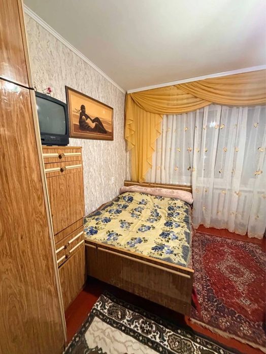 Оренда кімнати в гуртожитку на Київській, Павла Корнелюка магаз Аврора